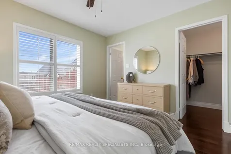 201 Tenth Street Toronto ON M8V 4C7