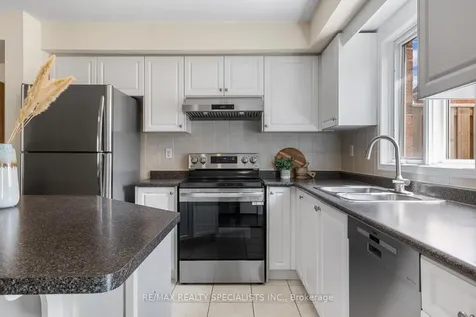 201 Tenth Street Toronto ON M8V 4C7