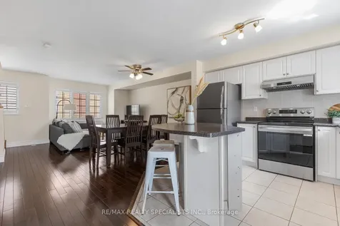 201 Tenth Street Toronto ON M8V 4C7
