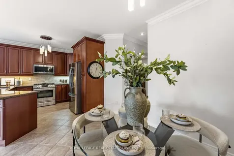 2460 Springforest Drive Oakville ON L6M 0A1
