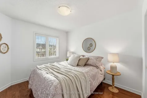 2460 Springforest Drive Oakville ON L6M 0A1