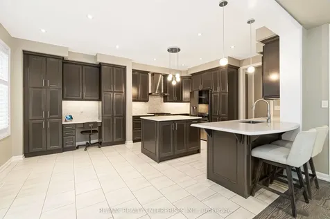 355 Wisteria Way Oakville ON L6M 1L6