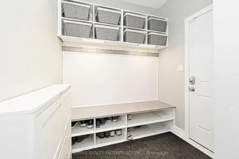 355 Wisteria Way Oakville ON L6M 1L6