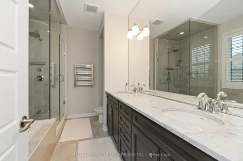 355 Wisteria Way Oakville ON L6M 1L6