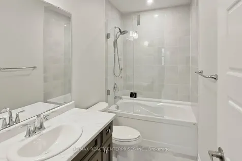 355 Wisteria Way Oakville ON L6M 1L6