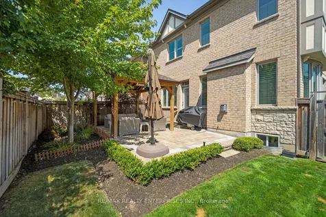 355 Wisteria Way Oakville ON L6M 1L6