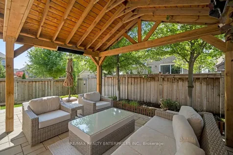 355 Wisteria Way Oakville ON L6M 1L6