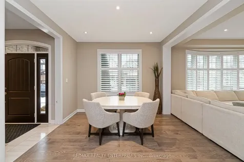 355 Wisteria Way Oakville ON L6M 1L6