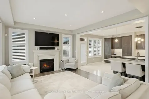 355 Wisteria Way Oakville ON L6M 1L6