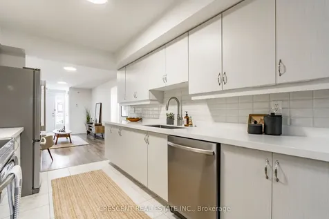 80 Parrotta Drive Toronto ON M9M 0E6