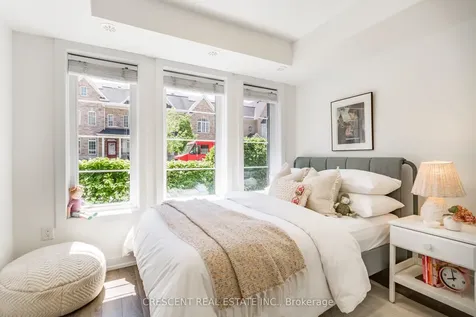 80 Parrotta Drive Toronto ON M9M 0E6