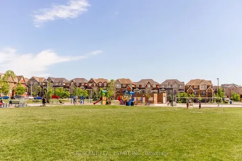 80 Parrotta Drive Toronto ON M9M 0E6
