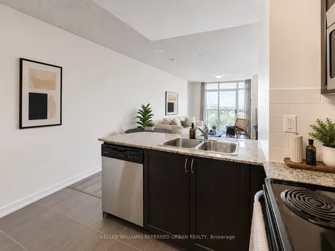 812 Lansdowne Avenue Toronto ON M6H 4K5