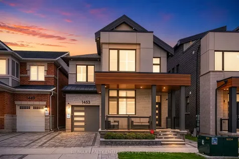 1453 Varelas Passage Oakville ON L6H 3S3