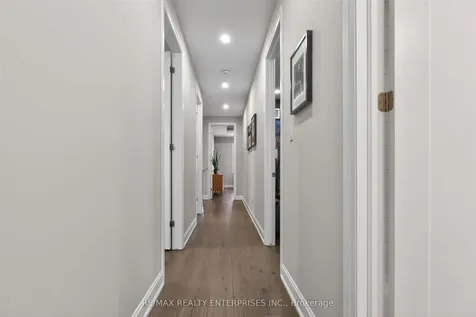 1453 Varelas Passage Oakville ON L6H 3S3