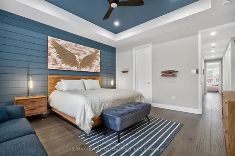 1453 Varelas Passage Oakville ON L6H 3S3