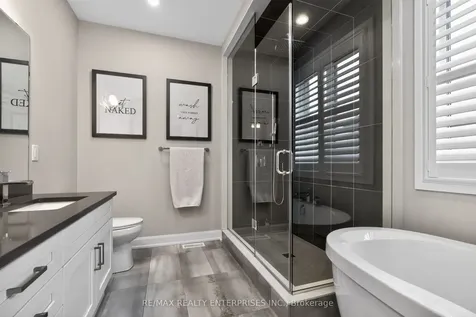 1453 Varelas Passage Oakville ON L6H 3S3