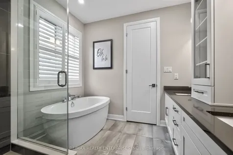 1453 Varelas Passage Oakville ON L6H 3S3