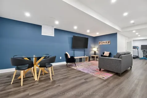 1453 Varelas Passage Oakville ON L6H 3S3