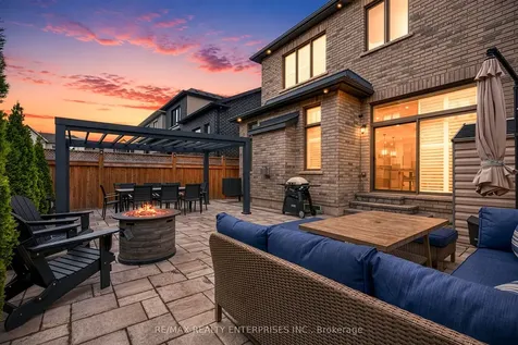 1453 Varelas Passage Oakville ON L6H 3S3