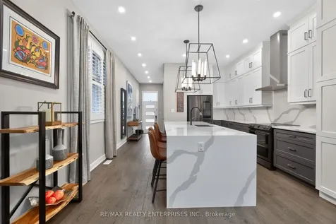 1453 Varelas Passage Oakville ON L6H 3S3