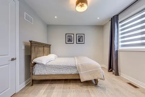 2336 Edward Leaver Trail Oakville ON L6M 4G3
