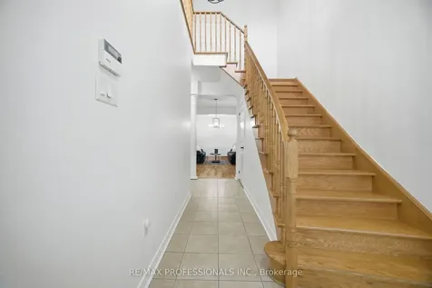 3863 Passway Road Mississauga ON L5N 8N9