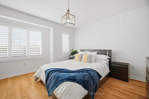 3863 Passway Road Mississauga ON L5N 8N9