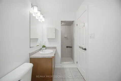3863 Passway Road Mississauga ON L5N 8N9