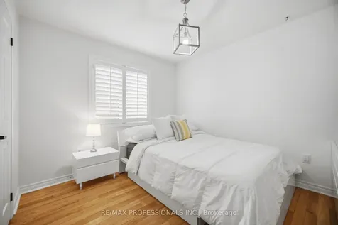 3863 Passway Road Mississauga ON L5N 8N9