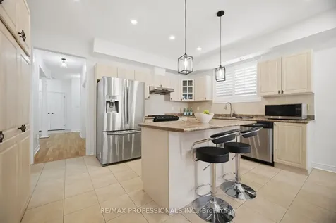 3863 Passway Road Mississauga ON L5N 8N9