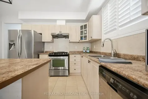3863 Passway Road Mississauga ON L5N 8N9