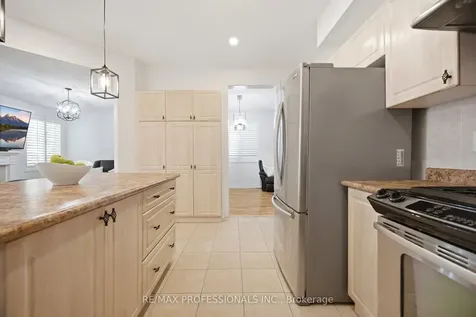 3863 Passway Road Mississauga ON L5N 8N9