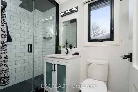 1279 Winterbourne Drive Oakville ON L6J 7E4