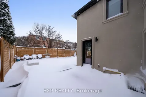 1279 Winterbourne Drive Oakville ON L6J 7E4