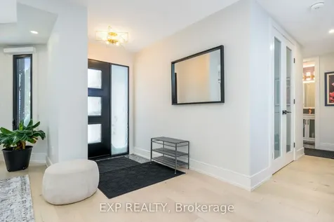 1279 Winterbourne Drive Oakville ON L6J 7E4