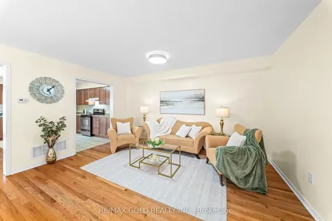 100 Tomabrook Crescent Brampton ON L6R 0V5