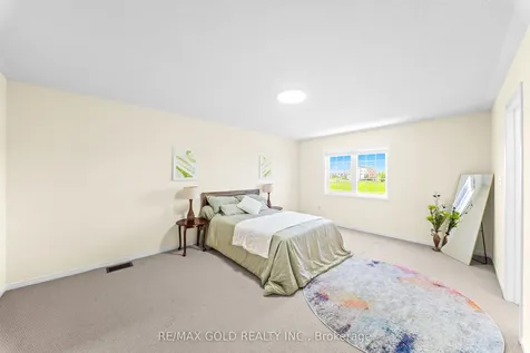 100 Tomabrook Crescent Brampton ON L6R 0V5