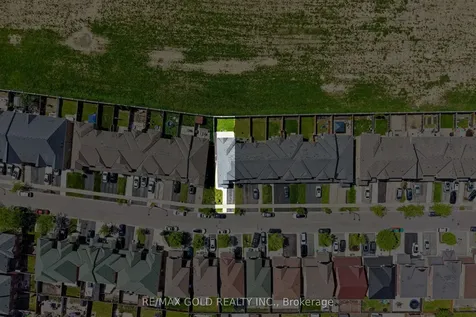 100 Tomabrook Crescent Brampton ON L6R 0V5
