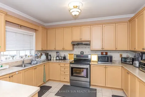 30 Ice Fields Road Brampton ON L6R 3G8