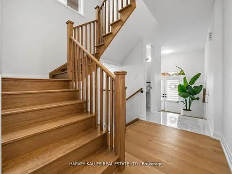 759 Aspen Terrace W Milton ON L9E 1S6