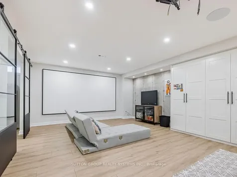 1338 Restivo Lane Milton ON L9E 1K2