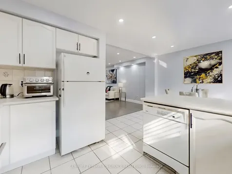 1480 Britannia Road W Mississauga ON L5V 2K4