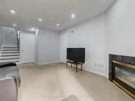 1480 Britannia Road W Mississauga ON L5V 2K4