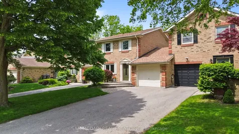 2707 Jerring Mews Mississauga ON L5L 2M7