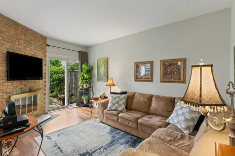 2707 Jerring Mews Mississauga ON L5L 2M7