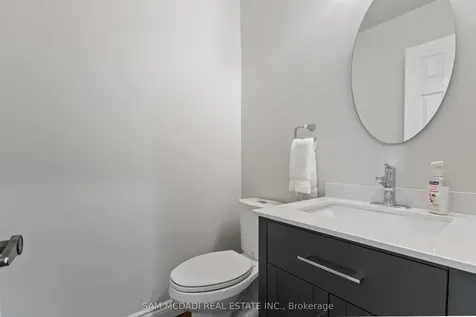 2707 Jerring Mews Mississauga ON L5L 2M7