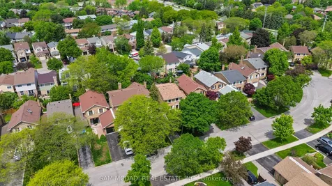 2707 Jerring Mews Mississauga ON L5L 2M7