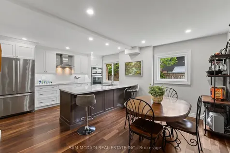 2707 Jerring Mews Mississauga ON L5L 2M7