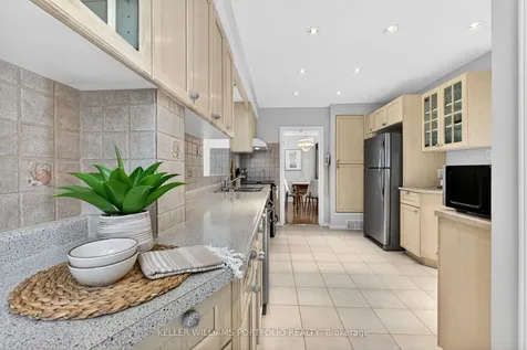 111 Prennan Avenue Toronto ON M9B 4C5